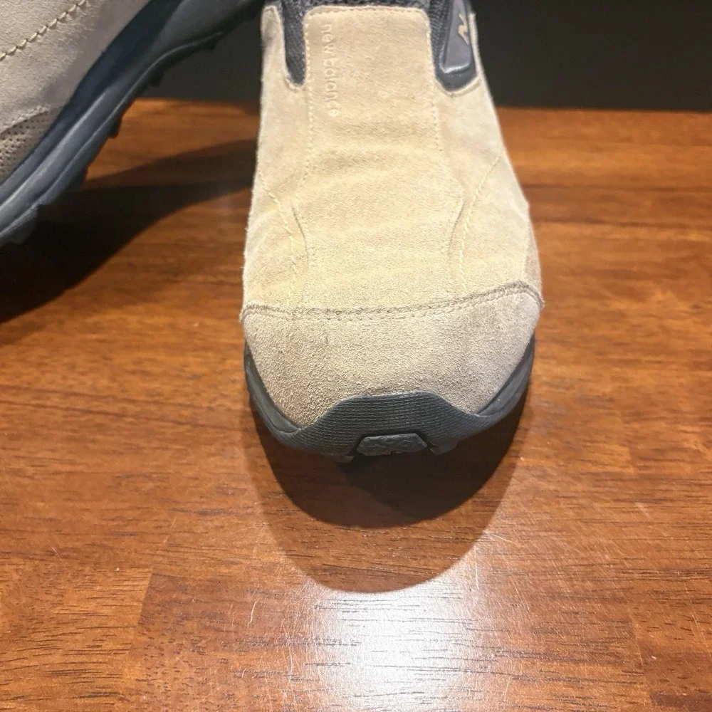 New Balance Abzorb Carolina built Brown Suede‎ Slip On Men's Size 11 MW640KH
